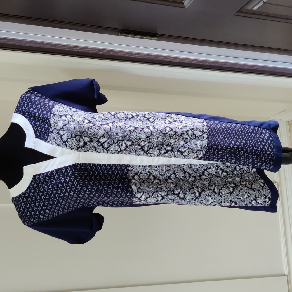 Daisy Fuentes mixed print t-shirt dress. Size small.
